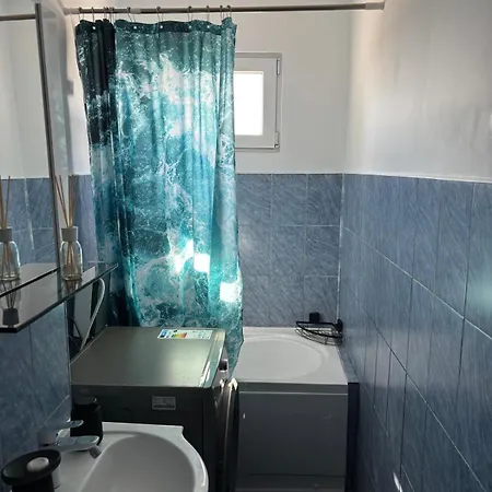 Lori Apartment
